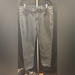 Lucky Brand Men’s 121 Slim Straight gray lightweight pants 38x32